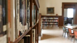 Perbedaan Perpustakaan dan Museum