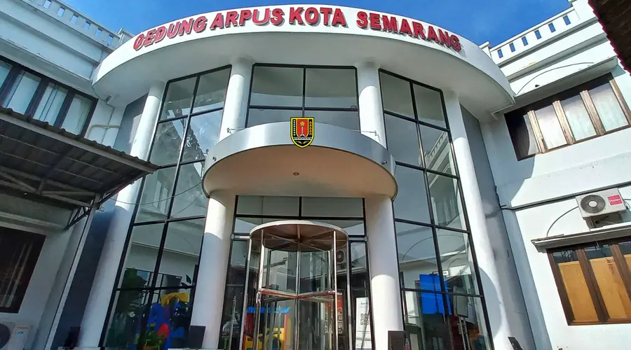 perpustakaan di semarang