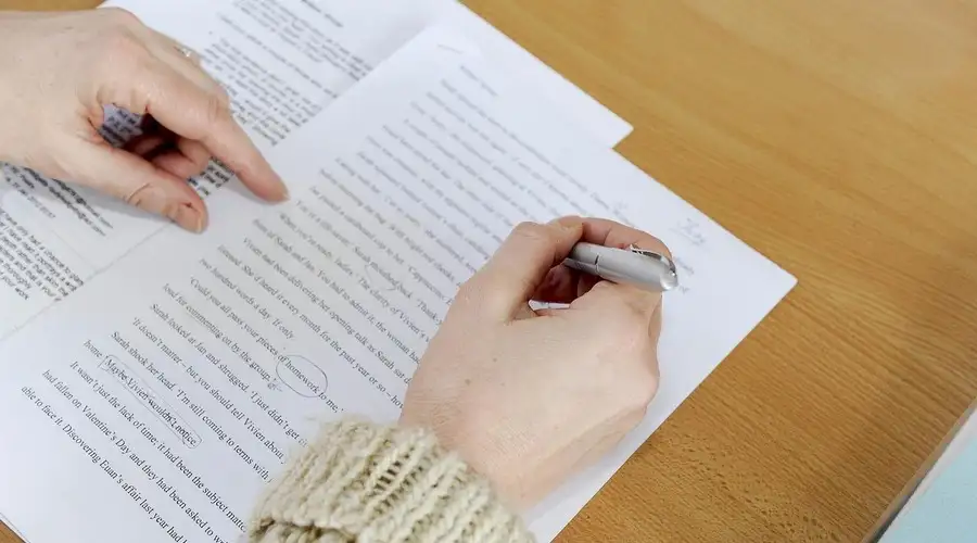 teknik menulis buku bagi pemula