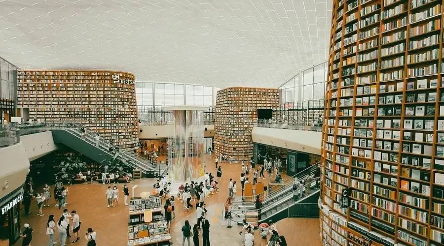perpustakaan terbesar di indonesia