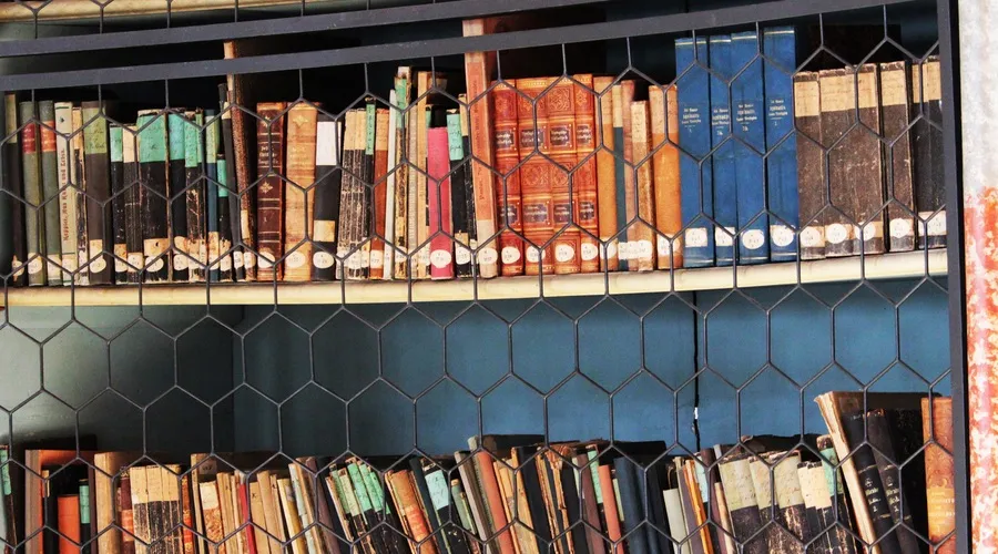 perbedaan npp dan akreditasi perpustakaan